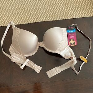 Maidenform Cream Push-Up Bra